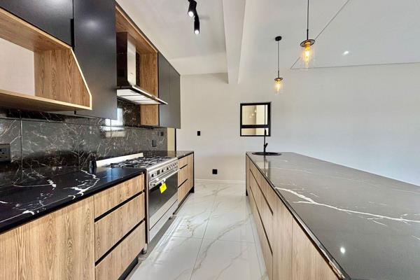 4 Bedroom Property for Sale in Sandown Western Cape